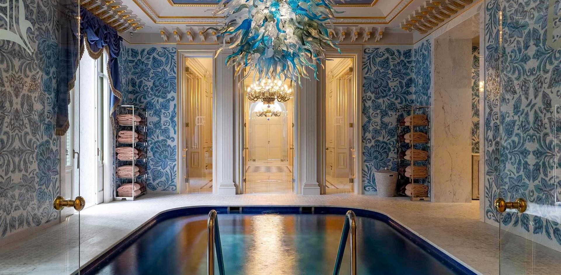 Pool, Palazzo La Datcha, Tuscany, Italy